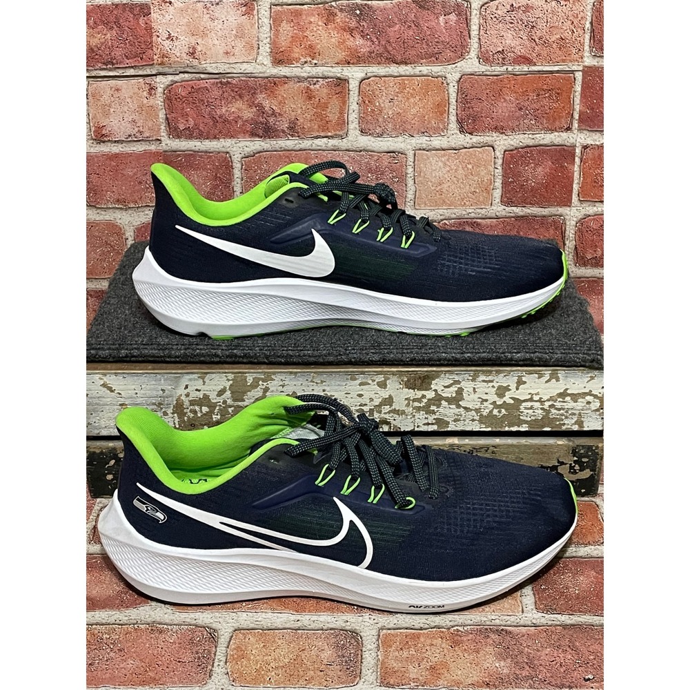 Nike Air Zoom Pegasus 39 Seattle Seahawks Navy Green Mens 14 DR2061-400